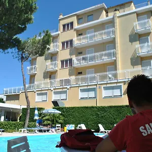Szálloda Bahama, Rimini